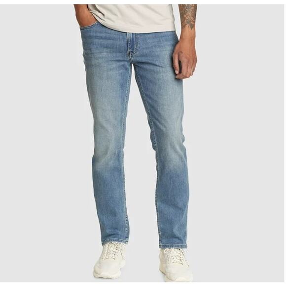 Eddie Bauer Voyager Flex 2.0 NWT Men's Jeans 33/34 - Picture 1 of 8